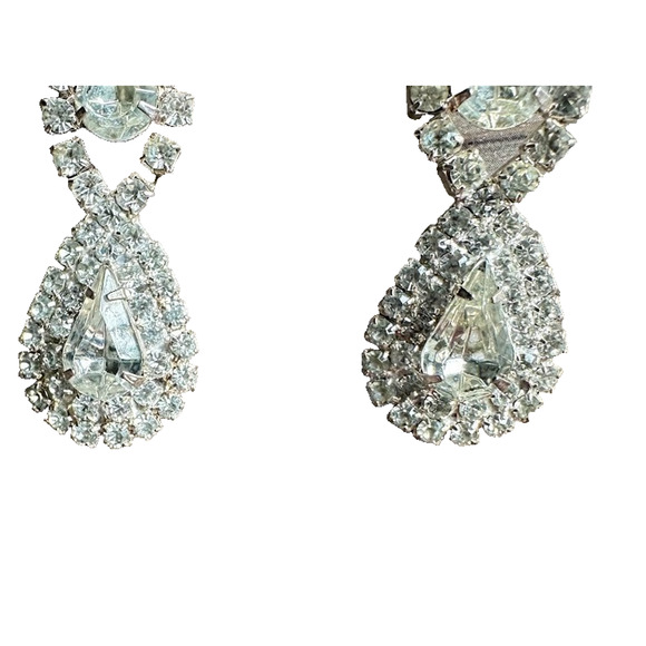 Costume Jewlery Crystal Rhinestone Drop Post Earrings 2.5" Dangle Formal Wedding - Picture 3 of 4